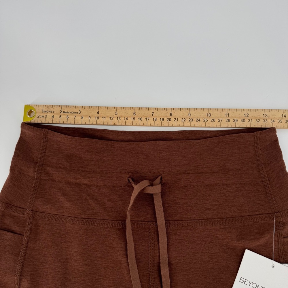 Beyond Yoga Spacedye Out of Pocket High Waisted Midi Short Brown XL SD5184 NEW - Picture 4 of 5